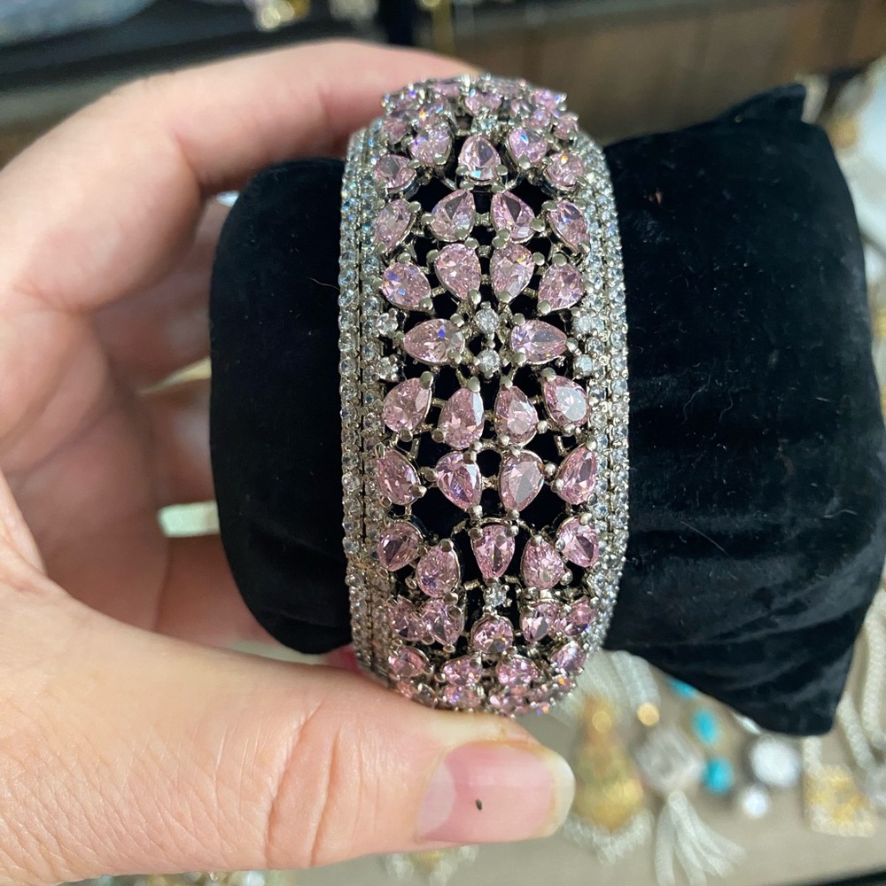 Elegant Pink and Silver Women's Bracelet